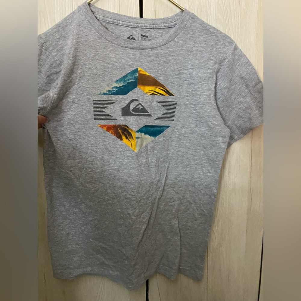 Roxy tee**READ - Picture 4 of 5